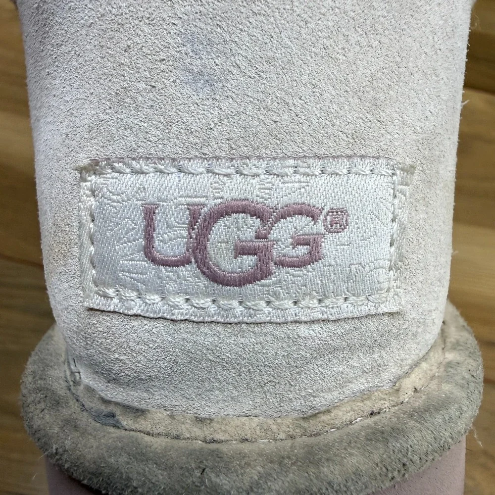 UGG Gita Pom Poms Boots Womens 7 Light Pink Suede Shearling Lined Cozy Sherpa